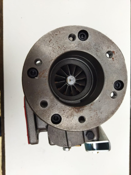 Турбокомпрессор HOLSET HX35W 4035899 4038597