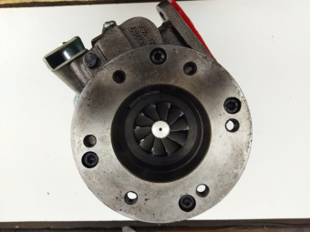 Турбокомпрессор Holset HX35W 4039631
